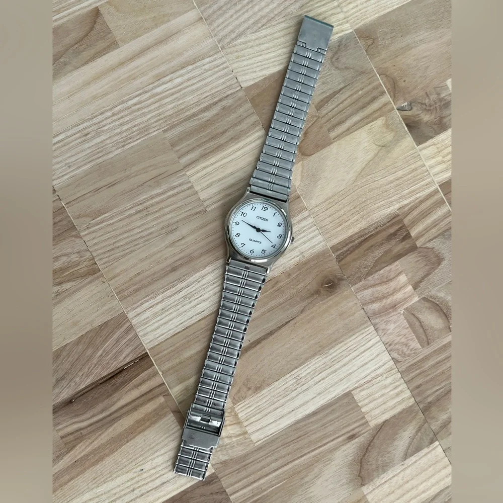 Citizen Watch Vintage White Dial Stainless Adjustable Bracelet Quartz